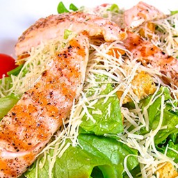 Салат "Цезарь с курицей"