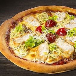 Пицца "Цезарь с курицей"